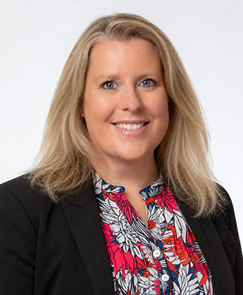 A photo of Amy Estes.