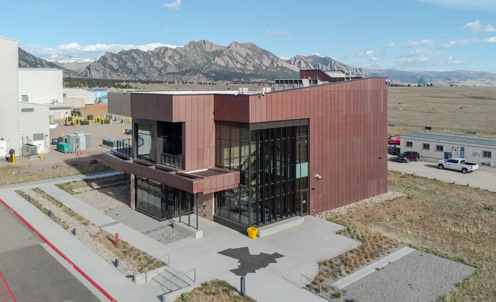 Aerial view of the National Laboratory of the Rockies Flatirons campus.
