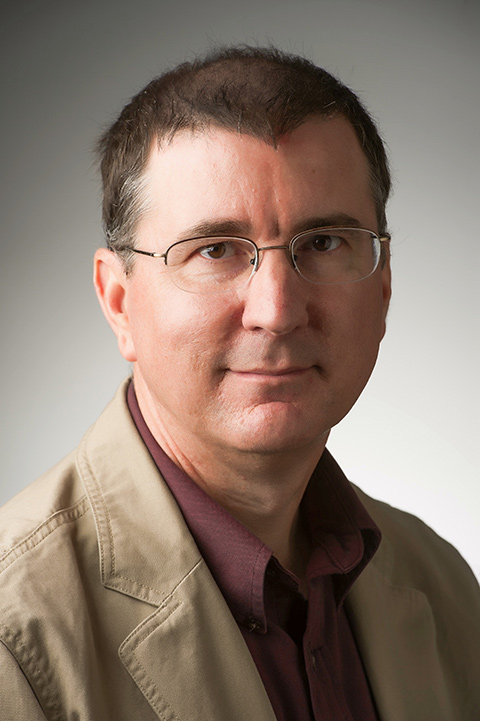 Portrait photo of Craig Turchi
