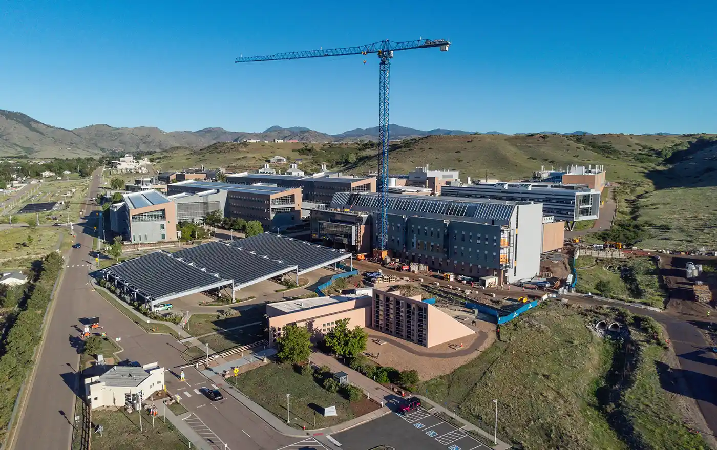 NLR's south table mountain campus with a large crane in the foreground.